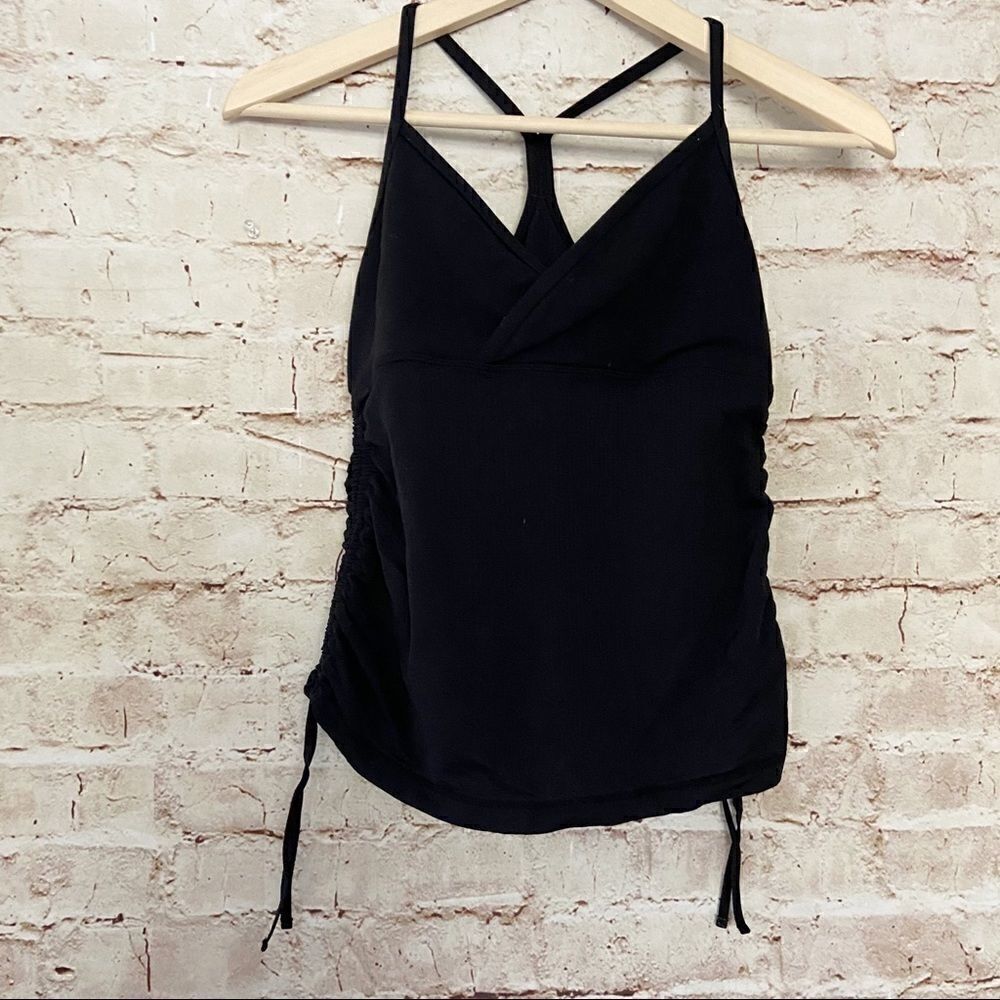 Lululemon sequence power athletic top